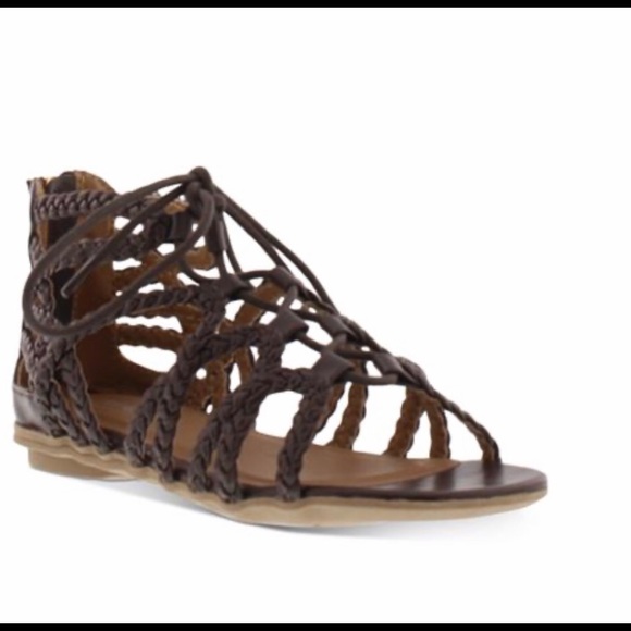 Reaction Kenneth Cole Other - NEW Kenneth Cole Reaction girls sandals